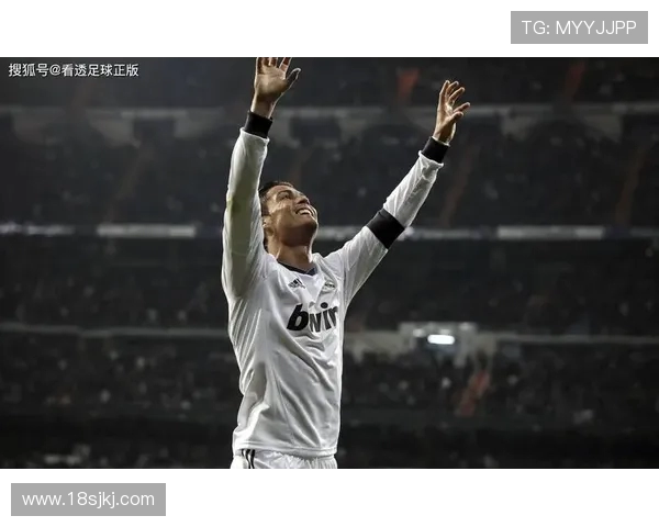 英媒曝皇马第三套球衣内印队史名言 纪念胡安尼托英年早逝