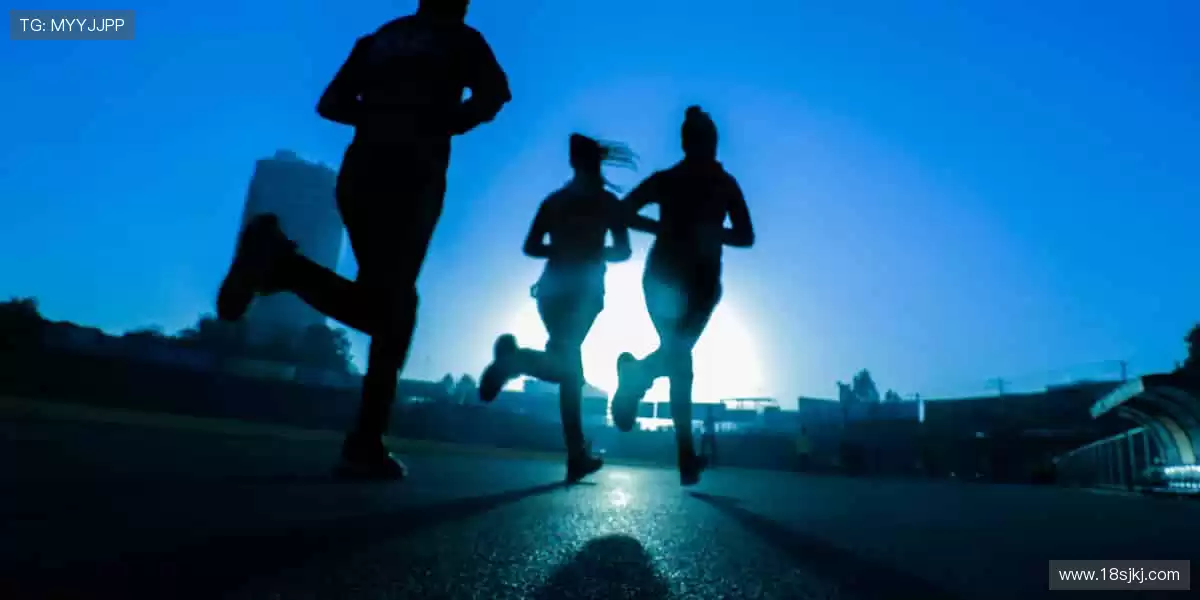 📱 指尖轻点,赛事同步全球!🌍